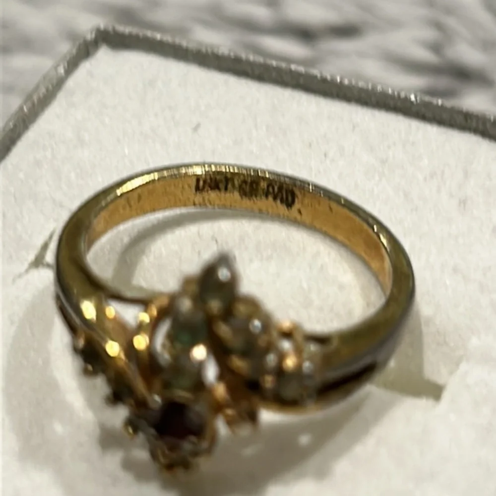 18kt GE vintage ring size 7.5